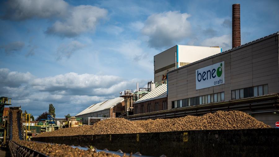 Nieuwe industriële installatie van 45 meter hoog in Oreye