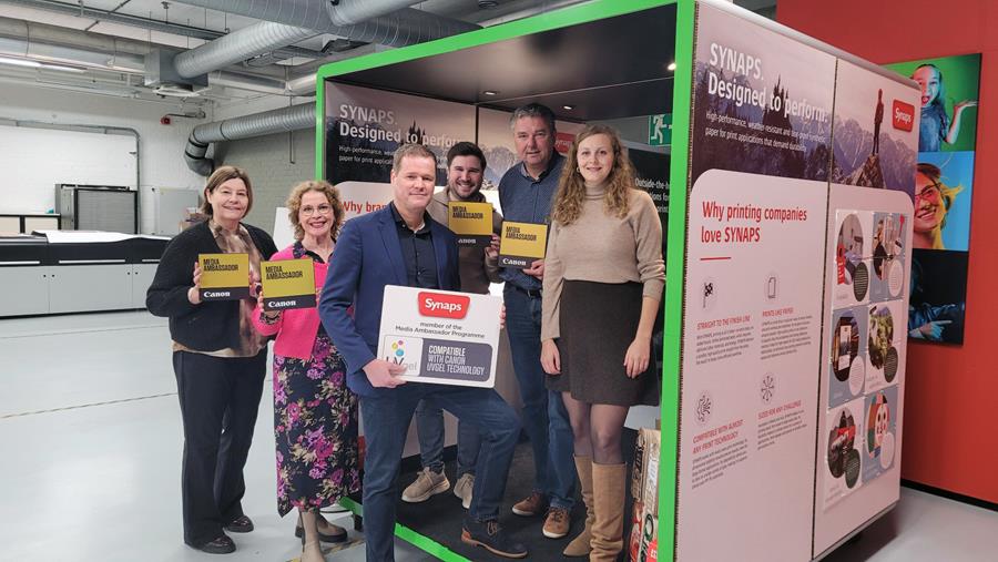 Synthetisch papier van Agfa opgenomen in Canon Media Ambassador Programma