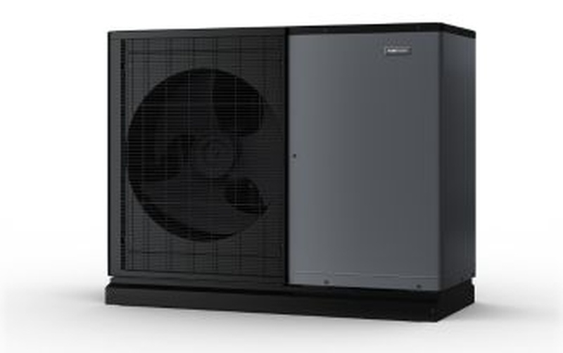 NIBE S2060 : pompe à chaleur R290 silencieuse et intelligente pour les véhicules tout électriques et hybrides