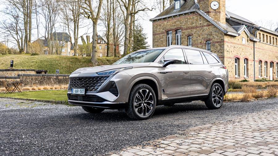 Rijtest MG S9 PHEV FWD AUT 1.5T (23,2 kWh - 220 kW/299 pk)