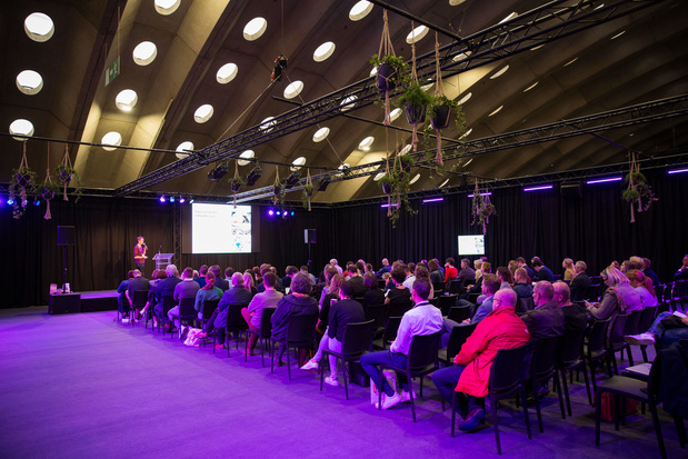 Verbreed uw kennis, verdiep uw netwerk