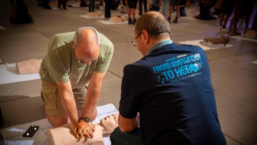 Rock Werchter en KU Leuven doen grootschalige reanimatieoefening