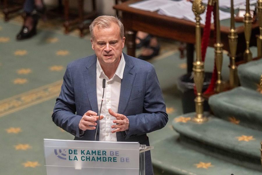 Resolutie wil ongezonde voeding zwaarder belasten