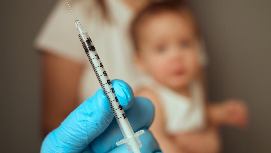 Vroedvrouwen mogen voortaan vaccinatie uitvoeren