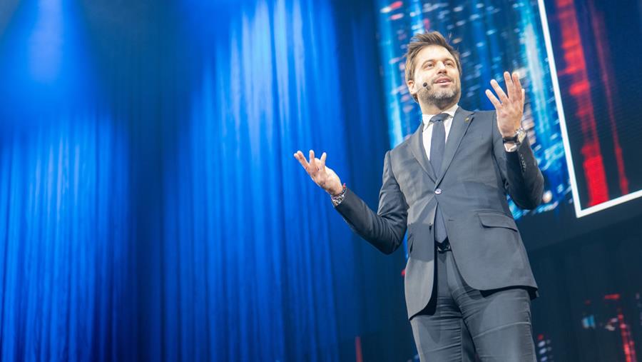 Georges-Louis Bouchez: "Fini l'absurdité administrative!"