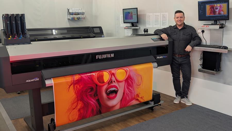 FastSigns Scotland est le premier bêta testeur de l'imprimante Acuity Triton de Fujifilm
